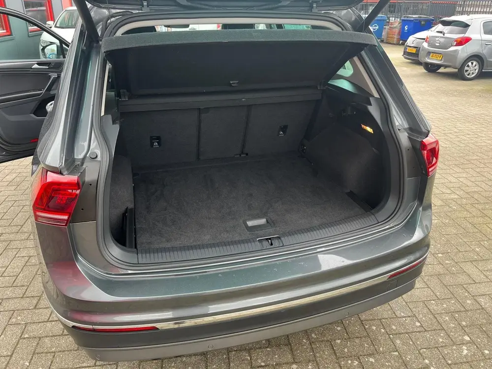 Volkswagen Tiguan 2.0 TSI 4Motion Highline uit 2019, foto 7