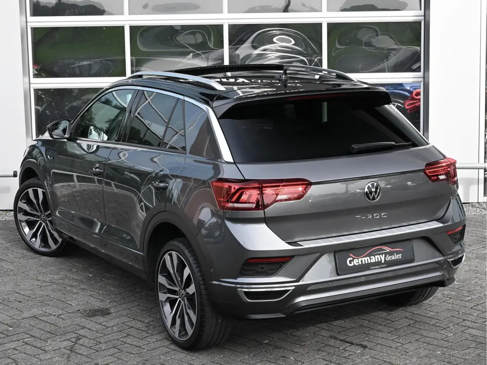 Volkswagen T-Roc 1.5TSI 150pk R-Line Pano Trekh LED 19-Inch uit 2020, foto 13