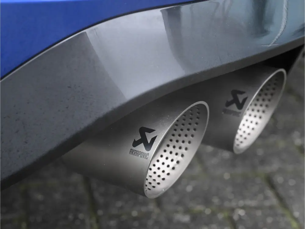 Volkswagen Golf 2.0TSI 320PK R 4Motion Pano H&K Akrapovic Dr uit 2022, foto 19