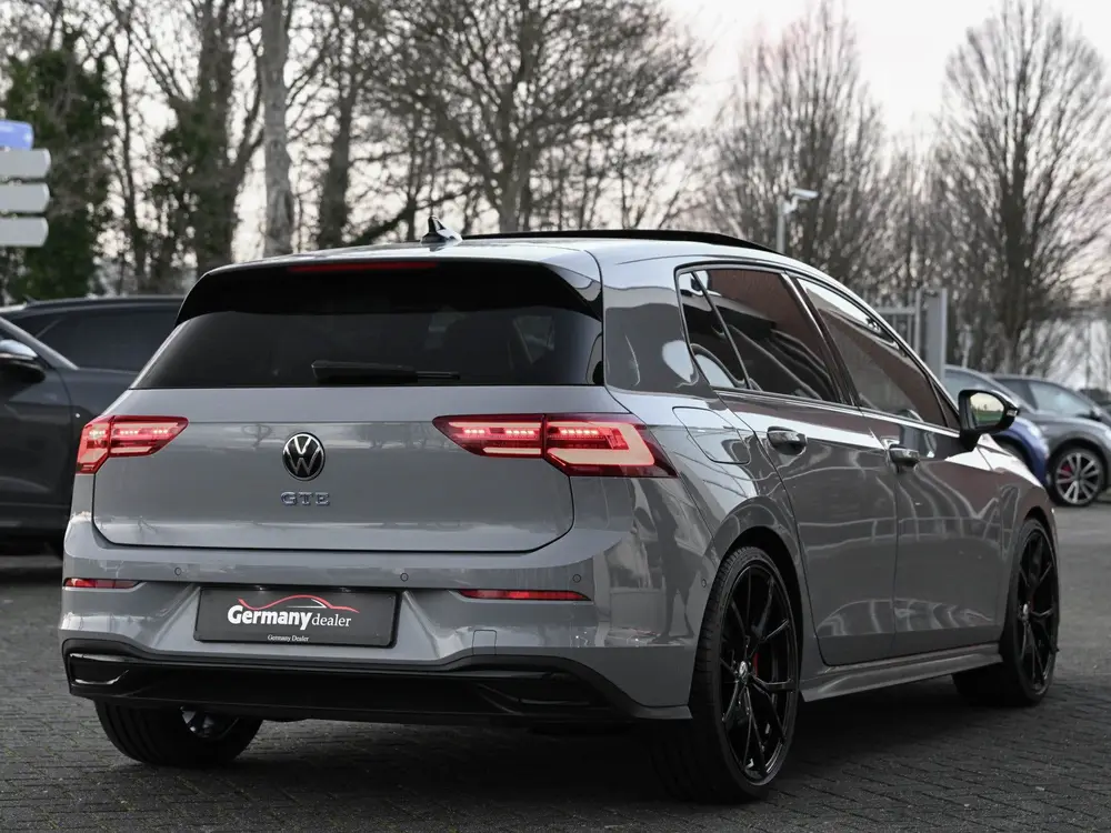 Volkswagen Golf 1.4 eHybrid GTE 245PK Leder Pano Tr.Haak Cam uit 2022, foto 2
