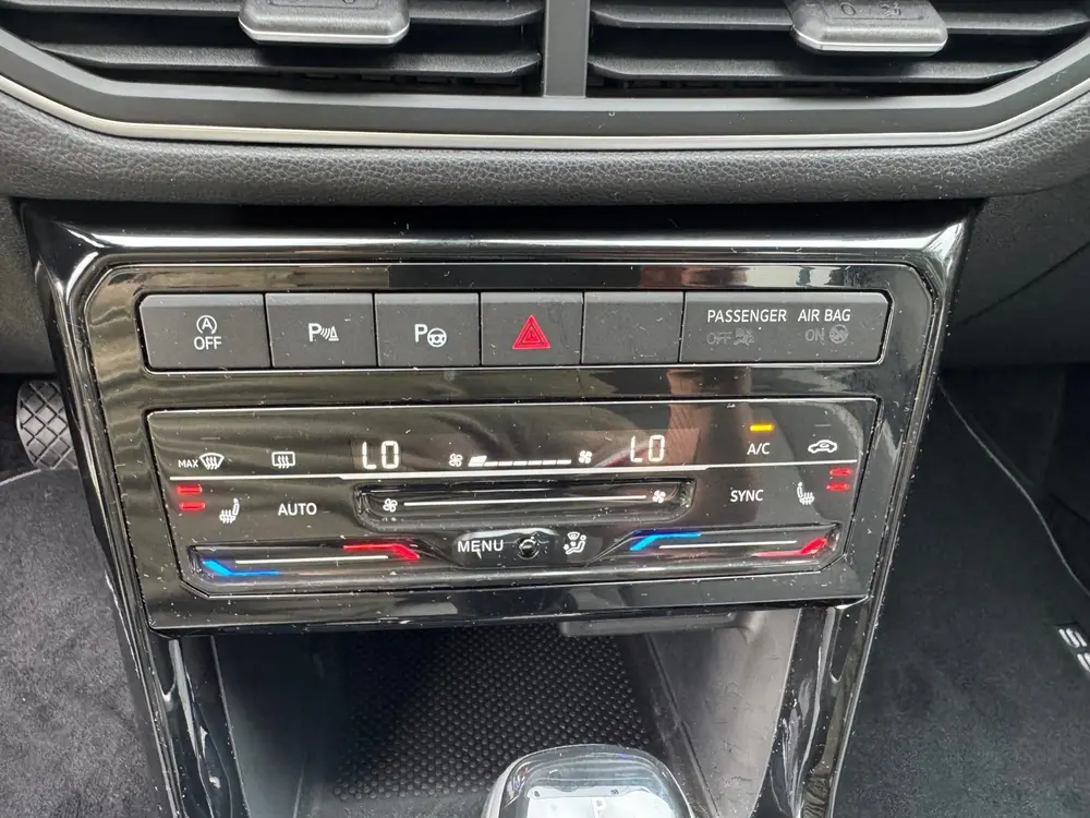 Volkswagen T-Cross 1.5 TSI Style Automaat uit 2024, foto 11