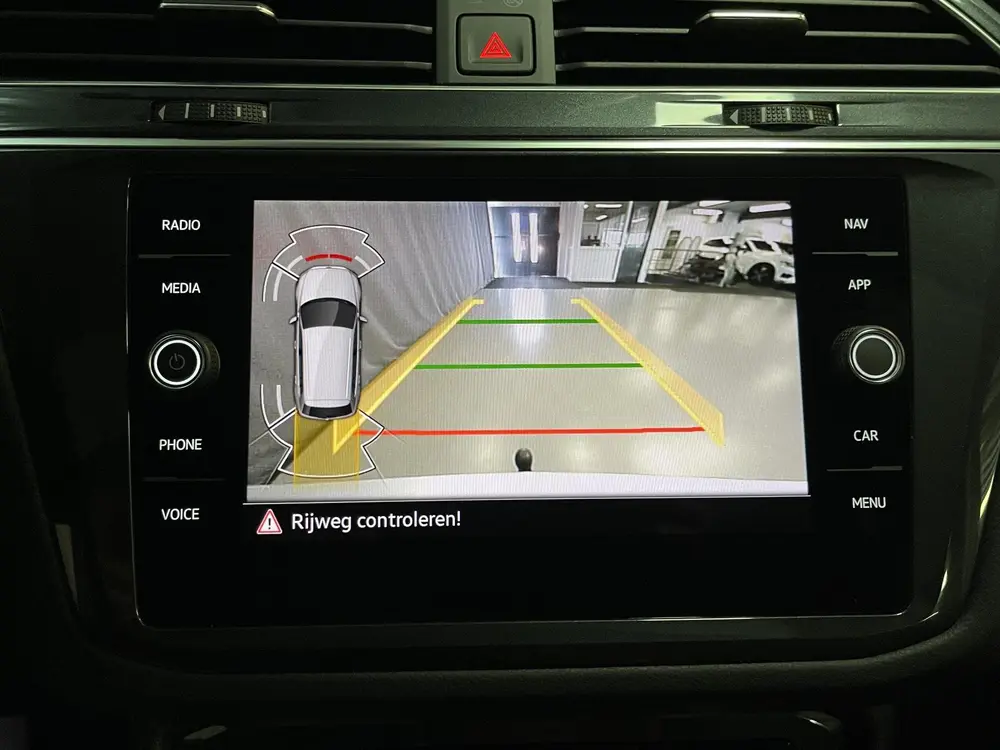Volkswagen Tiguan 1.4 TSI eHybrid Elegance 19"/Panoramadak/T uit 2023, foto 19