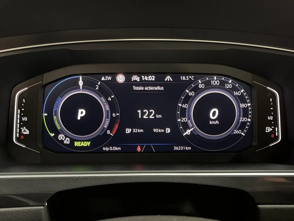 Volkswagen Tiguan 1.4 TSI eHybrid R-Line Business+ FABRIEKSG uit 2023, foto 6