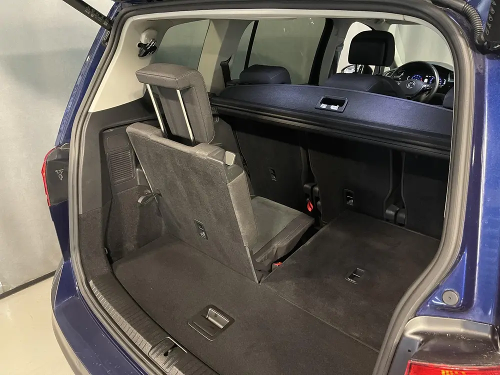 Volkswagen Touran 1.5 TSI Highline 7p 16"/Stoel + stuurverwa uit 2021, foto 11