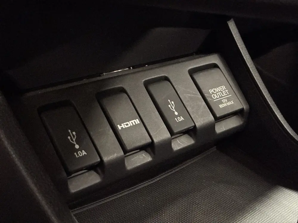 Honda Hr-V 1.5 i-VTEC Elegance | Navigatie | Cruise Control uit 2019, foto 19