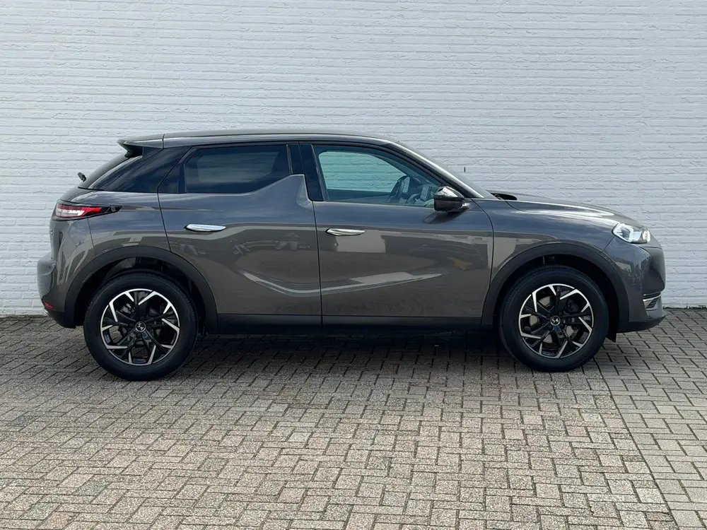 DS Automobiles 3 Crossback DS 3 Crossback 1.2 PureTech So Chic Camera Navigatie Carplay uit 2020, foto 13
