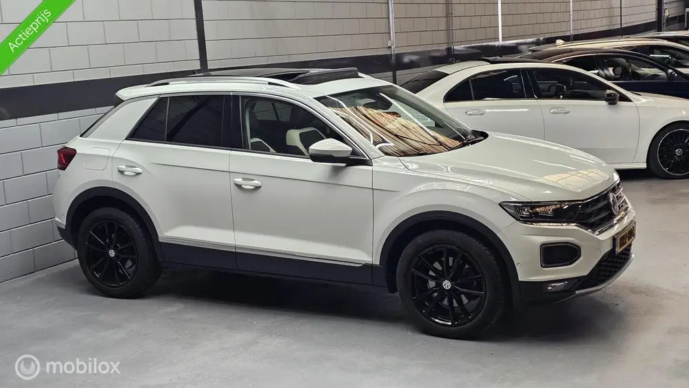 Volkswagen T-Roc 1.5 TSI DSG Automaat Sport Pano uit 2019, foto 11
