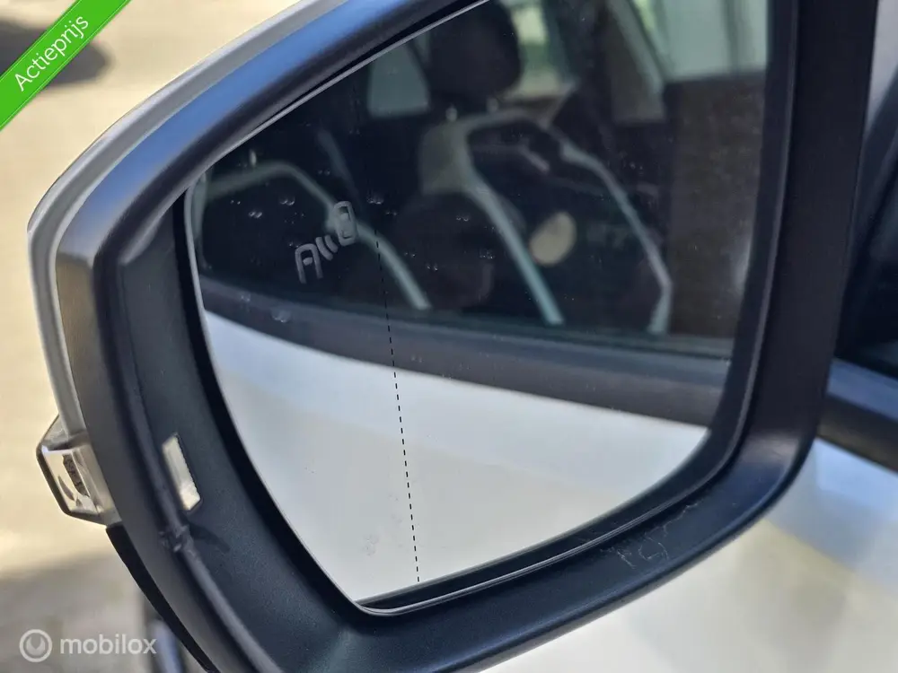Volkswagen T-Roc 1.5 TSI DSG Automaat Sport Pano uit 2019, foto 18