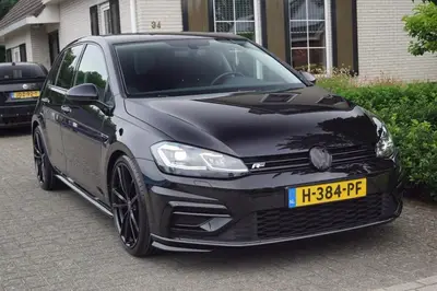 Volkswagen GOLF 1.5 TSI (150pk) DSG R-line LED/Keyless/Camer uit 2020