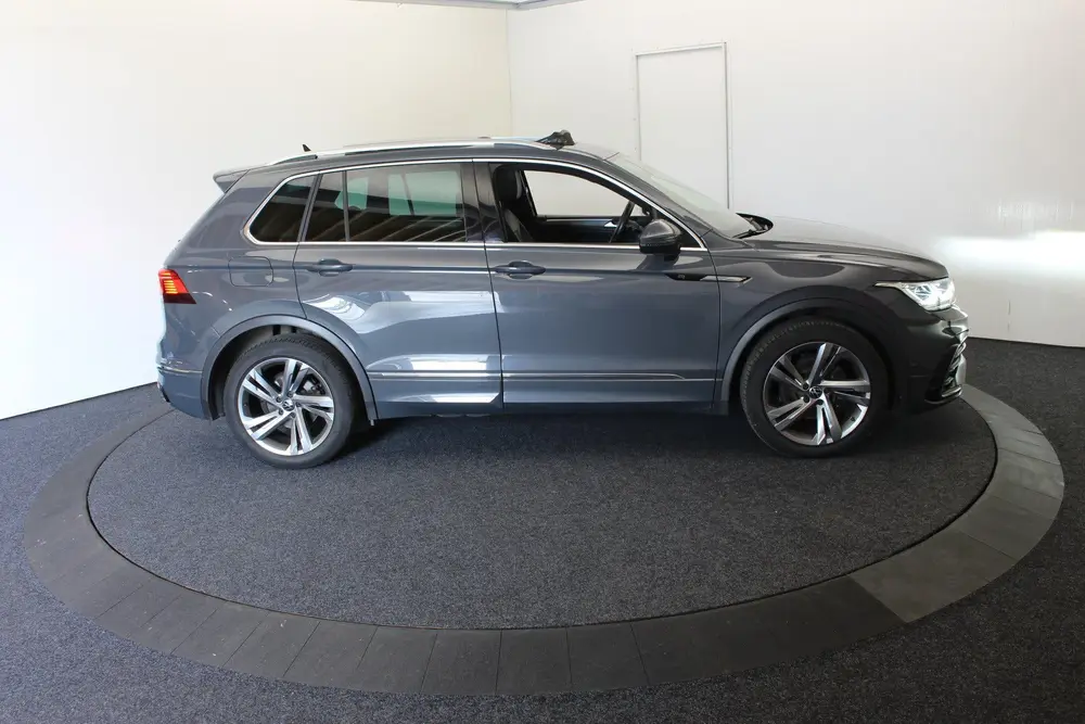 Volkswagen Tiguan 1.5 TSI R-Line EL Trekh+aKlep Pano dodeh d uit 2022, foto 17