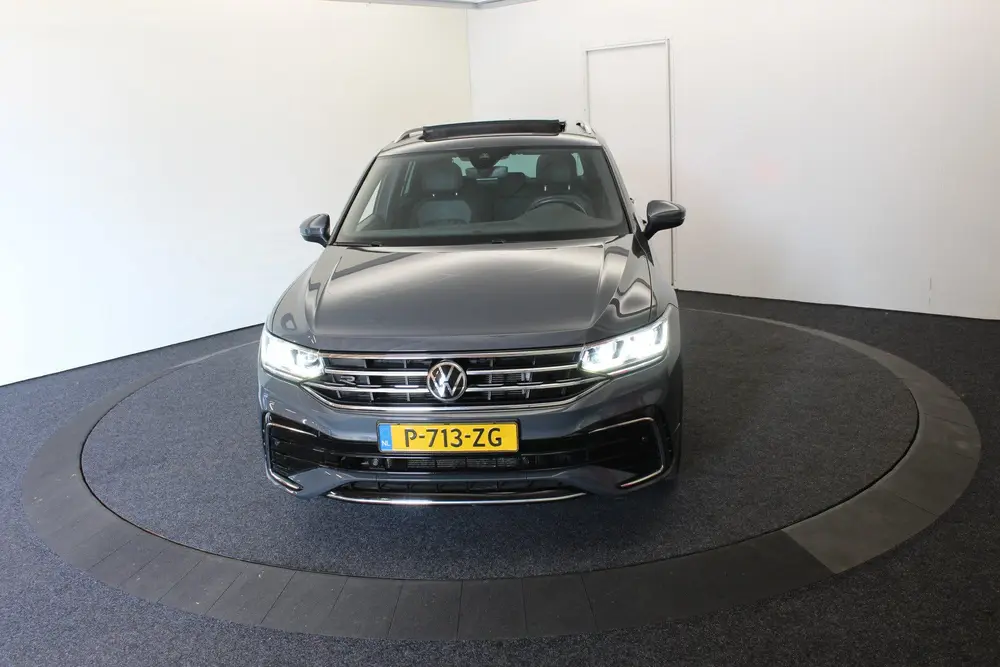Volkswagen Tiguan 1.5 TSI R-Line EL Trekh+aKlep Pano dodeh d uit 2022, foto 18