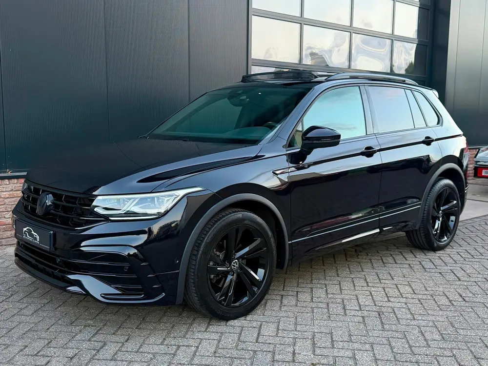 Volkswagen Tiguan 1.5 TSI R-Line Blackstyle/Pano/Led/Virt/Ga uit 2023, foto 2
