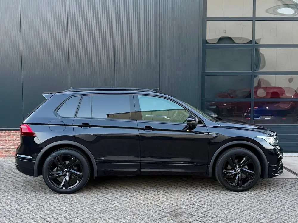Volkswagen Tiguan 1.5 TSI R-Line Blackstyle/Pano/Led/Virt/Ga uit 2023, foto 7