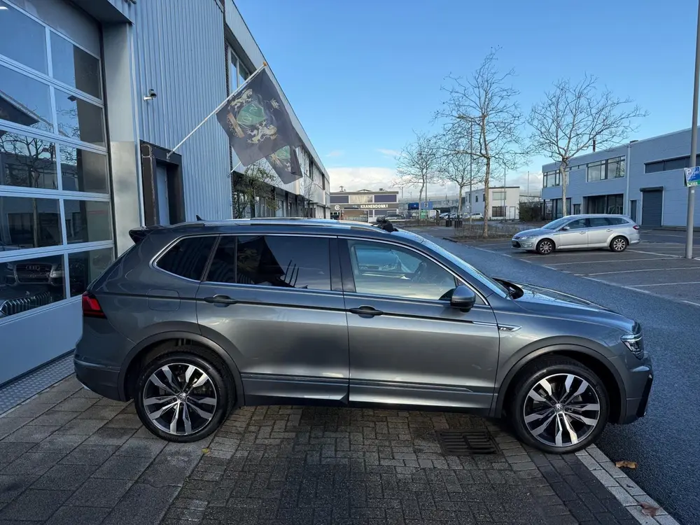 Volkswagen Tiguan Allspace 2.0 TSI 4Motion 220PK R-Line 7p. uit 2020, foto 16