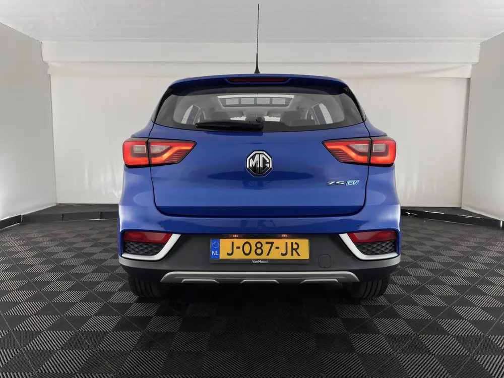 MG ZS EV Luxury 45 kWh (INCL-BTW) Aut. *PANO | LEATHER | CCS uit 2020, foto 5