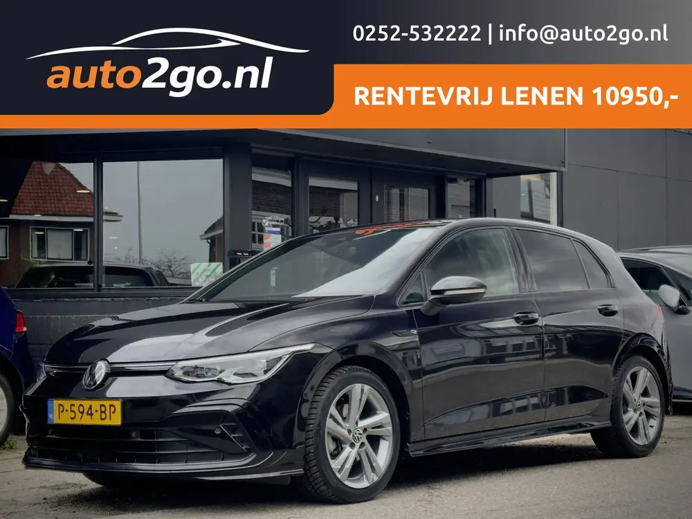 Volkswagen Golf 1.5 eTSI AUT7 R-LINE+ SPORT-INT NAVI CAMERA uit 2022