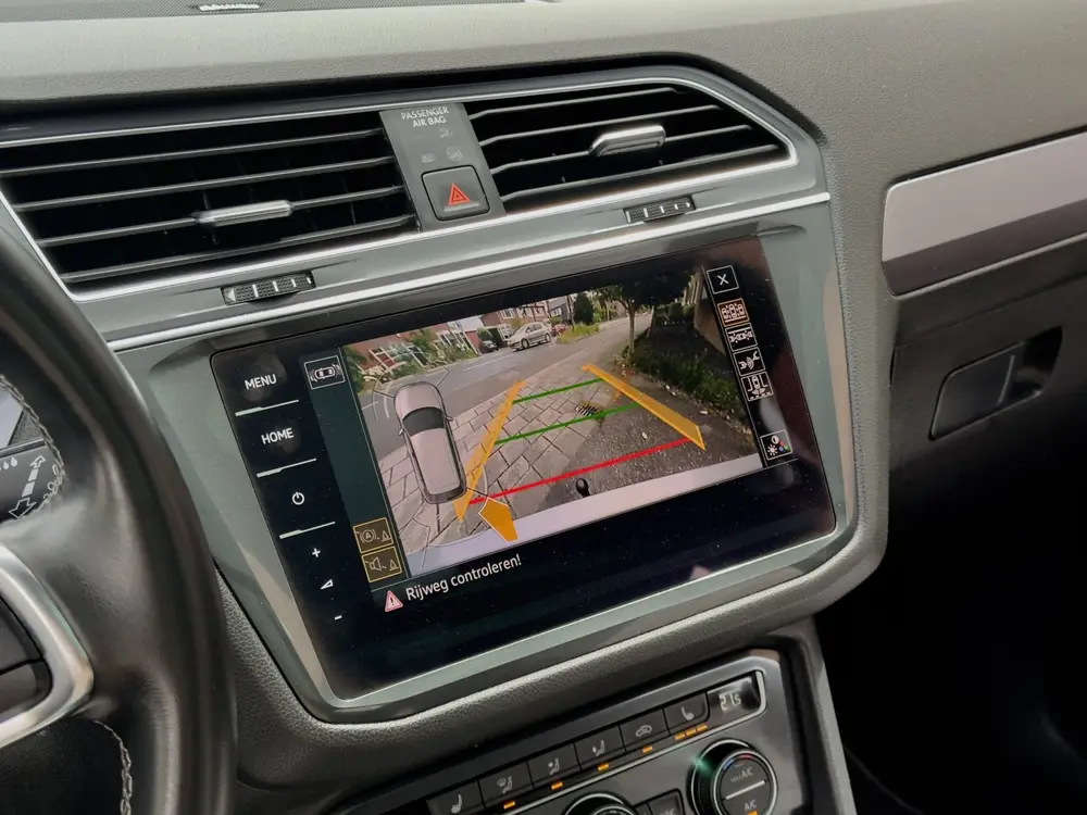 Volkswagen Tiguan Allspace 1.5 TSI AUT7 7PERS 3x R-LINE PANO uit 2020, foto 9