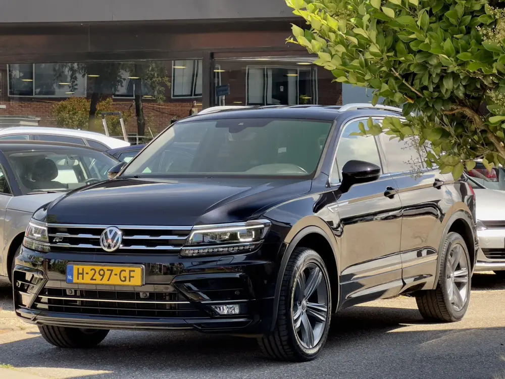 Volkswagen Tiguan Allspace 2.0 TSI AUT7 4MOTION HIGHLINE R-L uit 2020, foto 9