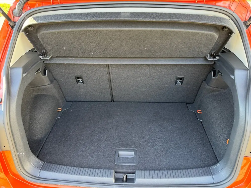 Volkswagen T-cross 1.0 TSI Style Camera/Led/Navigatie uit 2021, foto 18