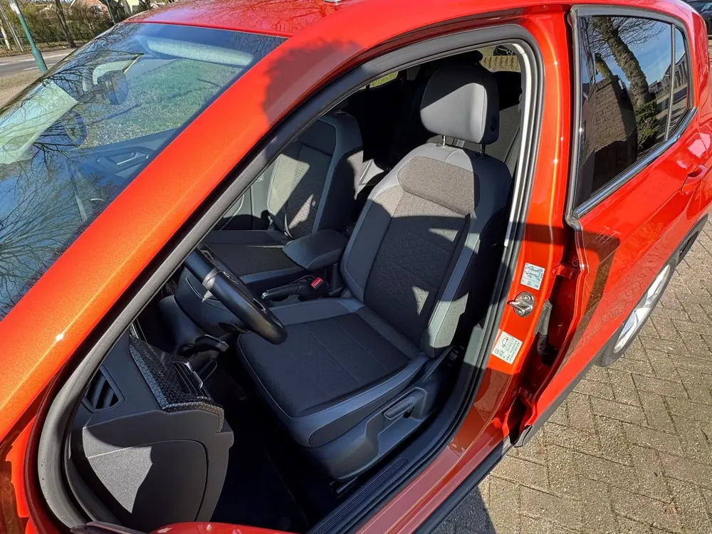 Volkswagen T-cross 1.0 TSI Style Camera/Led/Navigatie uit 2021, foto 4
