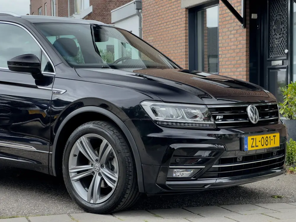 Volkswagen Tiguan 1.5 TSI AUT7 2X R-LINE DESIGNO-INT NAVI DI uit 2020, foto 13