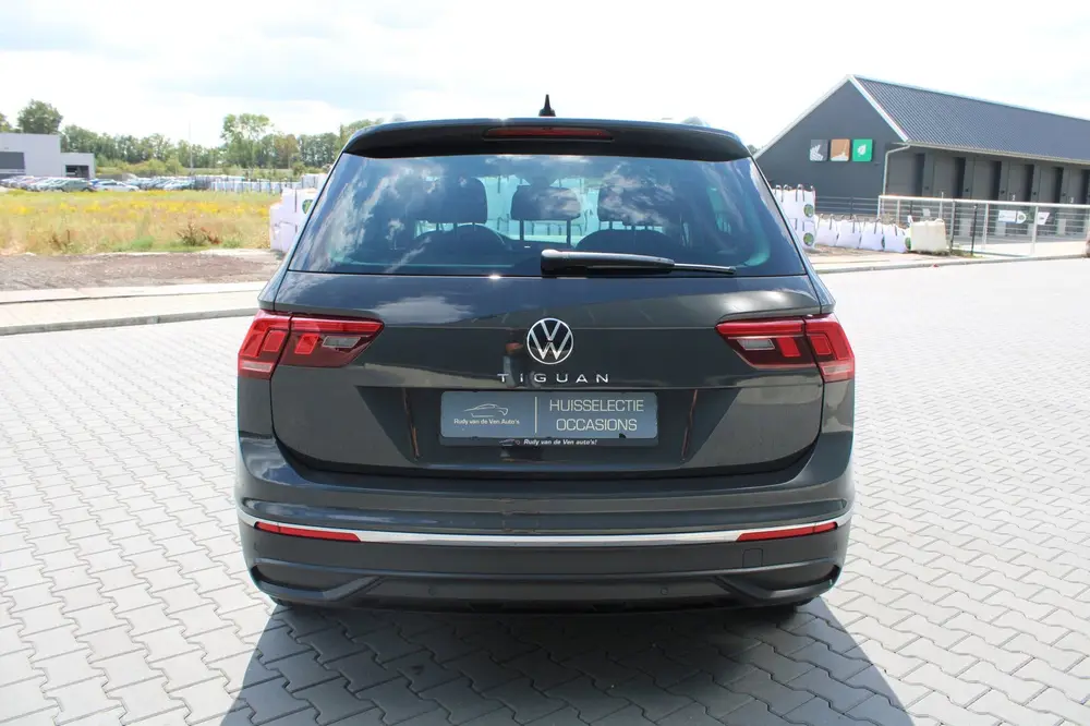 Volkswagen Tiguan 1.5 TSI ACT NIEUWE MODEL 150 PK IN ABSOLUT uit 2021, foto 4