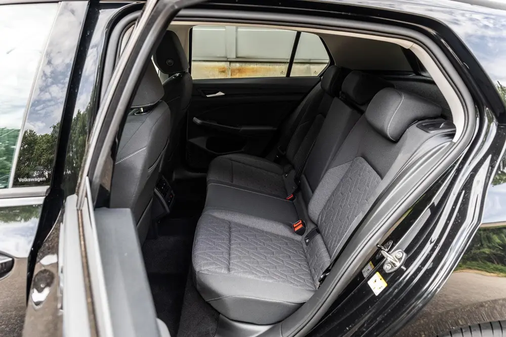 Volkswagen Golf 1.5 TSI 116pk Life Edition | Trekhaak Wegkla uit 2026, foto 15