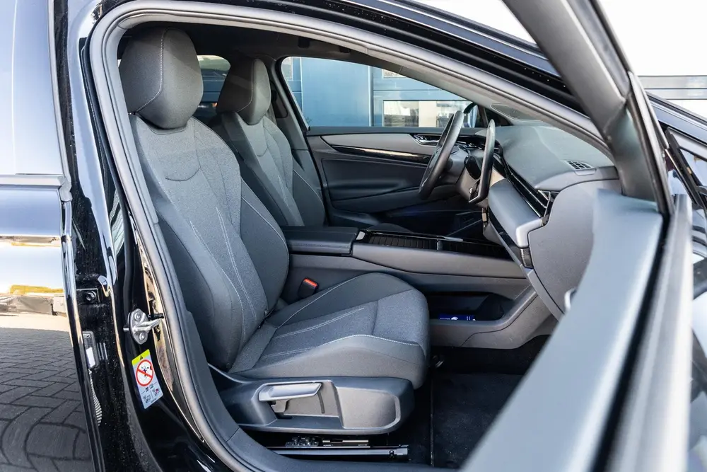 Volkswagen ID.7 Tourer Limited Edition 286pk 77 kWh | Trekha uit 2025, foto 14