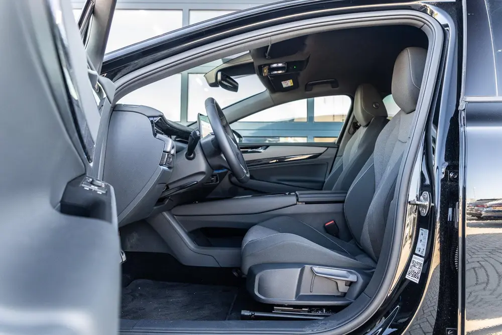Volkswagen ID.7 Tourer Limited Edition 286pk 77 kWh | Trekha uit 2025, foto 19