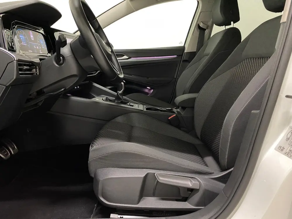 Volkswagen Golf 1.0 TSI 110PK Active ACC Navi Led Koplampen uit 2022, foto 4