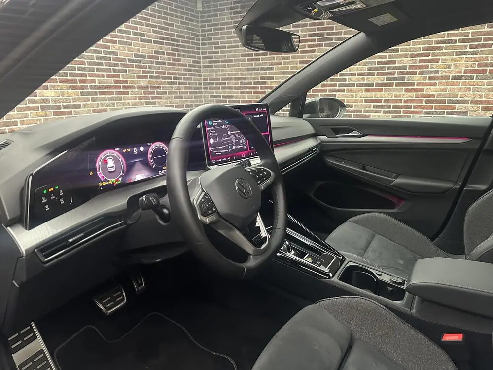 Volkswagen Golf 1.5 eTSI R-Line Edition 50 Jahre| Pano| Head uit 2024, foto 3