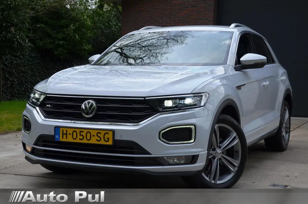 Volkswagen T-Roc 1.5 TSI Sport Business R Line Automaat/Navi uit 2020