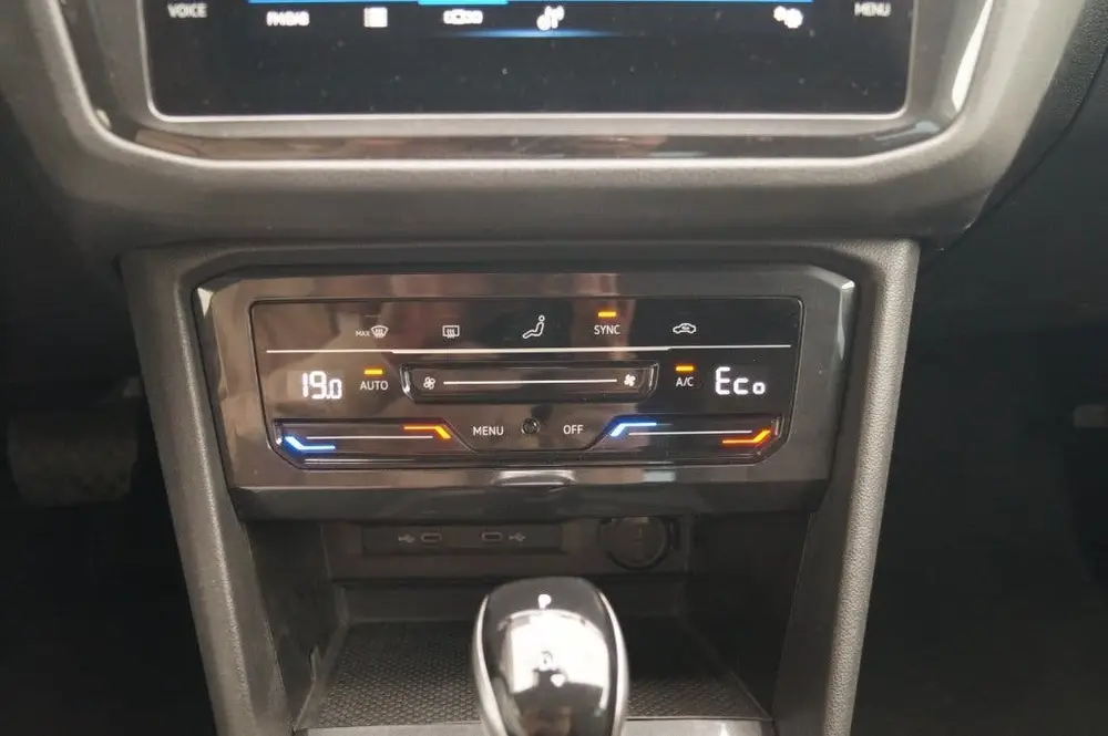 Volkswagen Tiguan 1.4 TSI DSG eHybrid Plug-in Life Edition uit 2021, foto 14