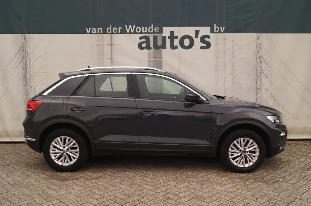 Volkswagen T-Roc 1.5 TSI 150pk Style Business -NAVI-ECC-DIGI uit 2021, foto 2