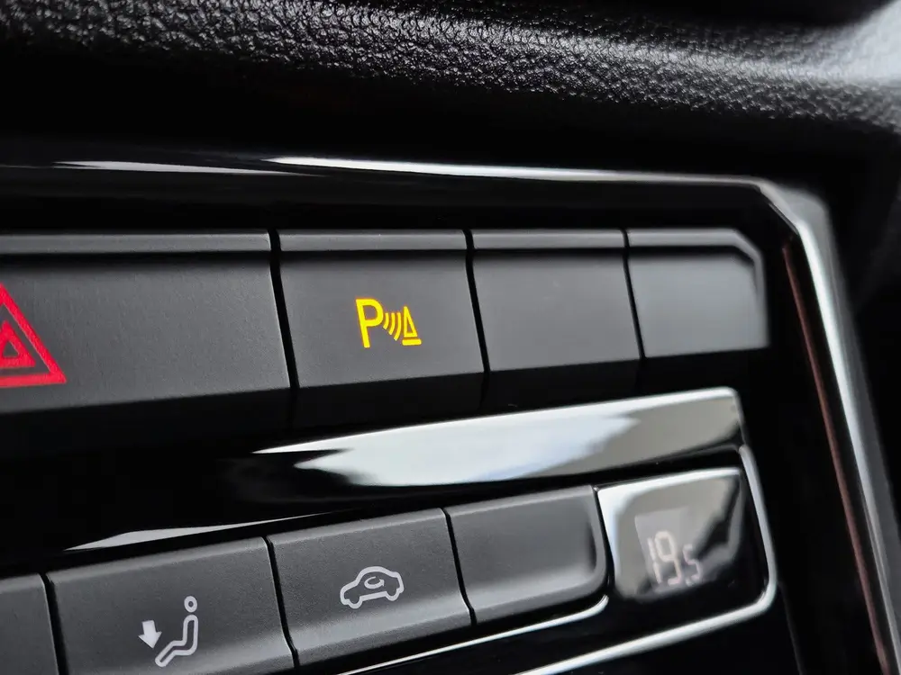Volkswagen T-Roc 1.5 TSI AUT7 R-LINE SPORT NAVI DIGIDASH APP uit 2020, foto 17