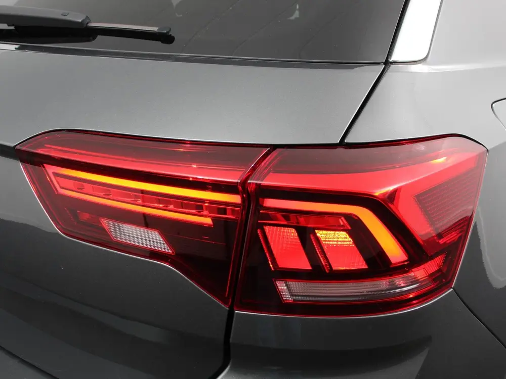 Volkswagen T-Roc 1.5 eTsi R-Line Edition Automaat Navigatie uit 2025, foto 9