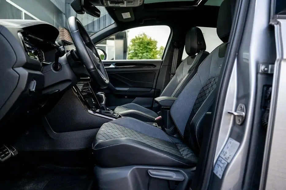 Volkswagen T-Roc 1.5 TSI R-Line | Panorama | IQ Drive ACC | uit 2023, foto 11