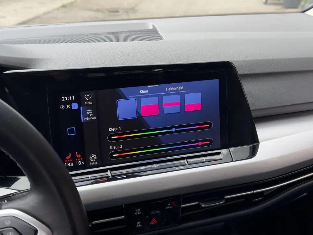 Volkswagen Golf 1.0 TSI LIFE NAVI DIGI-DASH APPLE-CARPLAY LE uit 2021, foto 15