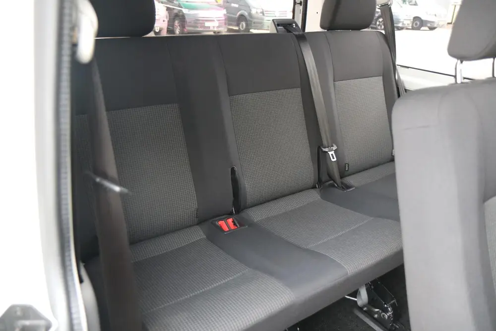 Volkswagen Transporter Kombi 2.0 TDI 110pk L1H1 | Airco | Bl uit 2020, foto 15