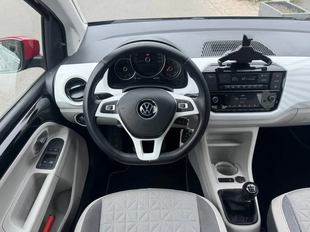 Volkswagen UP 1.0 BEATS 5-drs DAB Radio Lane Assist uit 2020, foto 14