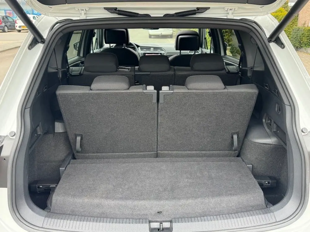 Volkswagen TIGUAN ALLSPACE 1.5 TSI R-line DSG 7-Persoons Pan uit 2020, foto 14