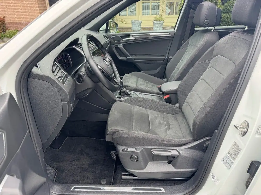 Volkswagen TIGUAN ALLSPACE 1.5 TSI R-line DSG 7-Persoons Pan uit 2020, foto 8