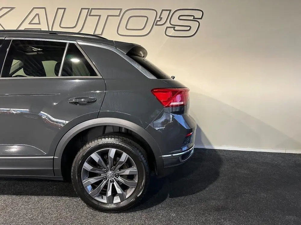 Volkswagen T-ROC 1.0 TSI STYLE l PANORAMA l ACC l CLIMA l LM uit 2019, foto 10