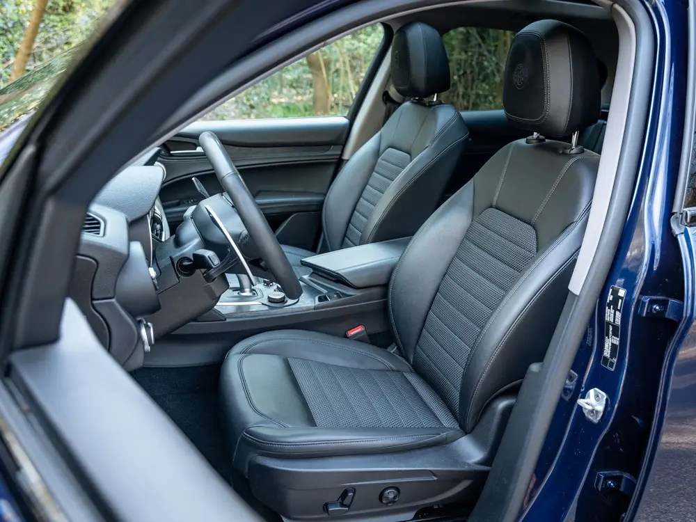 Alfa Romeo Stelvio 2.0 T AWD B-Tech uit 2019, foto 6