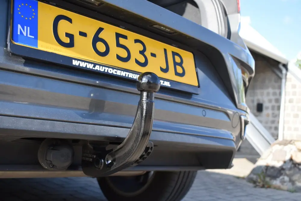Volkswagen T-Roc 1.5 TSI R-LINE | PANO | TREKHAAK | CAMERA | uit 2019, foto 12