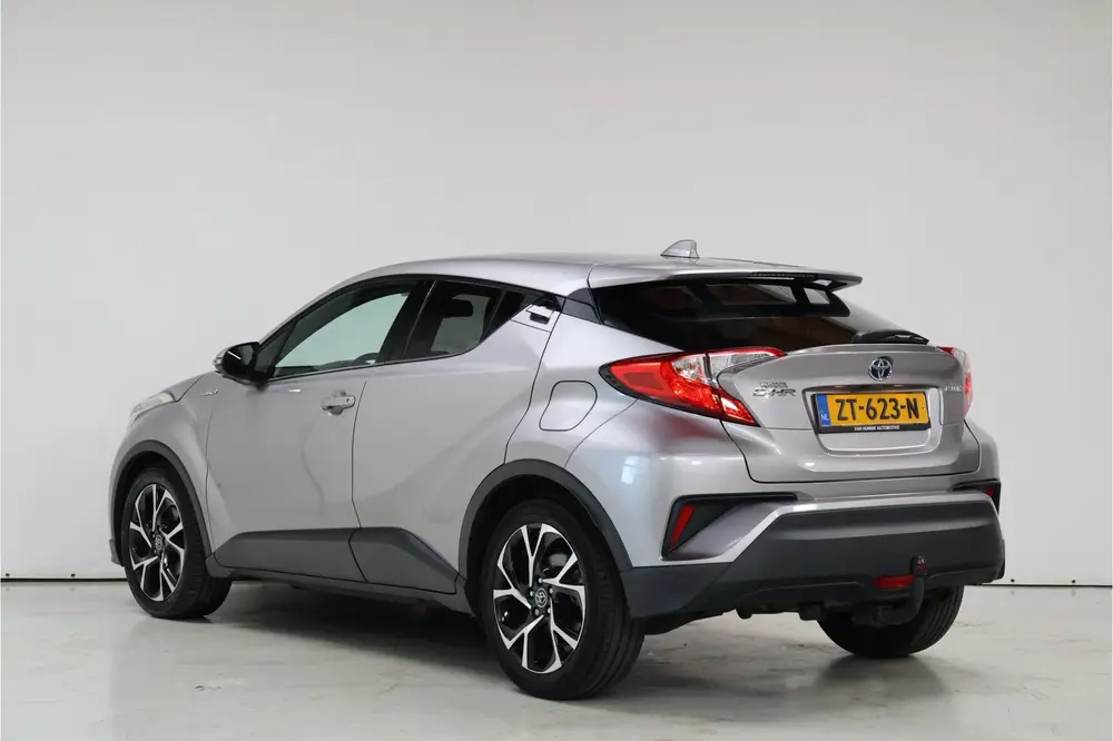 Toyota C-Hr 1.8 Hybrid Dynamic Sport | Trekhaak | JBL | Crui uit 2019, foto 6