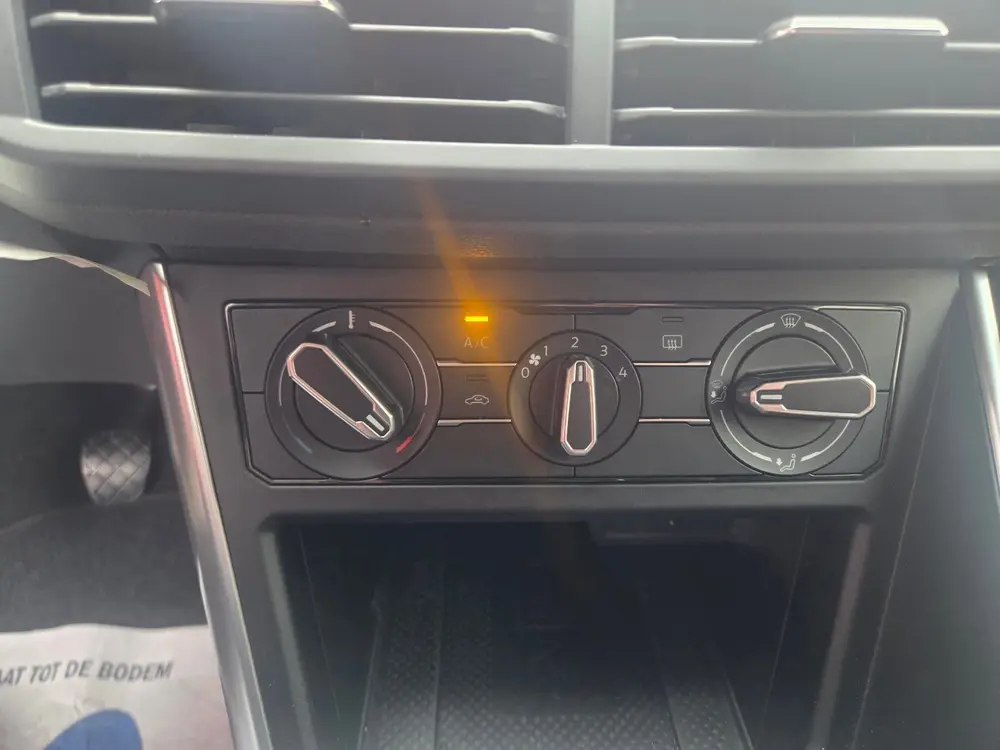 Volkswagen Polo 1.0 TSI Life Cruise control/ Navigatie/ Appl uit 2022, foto 17