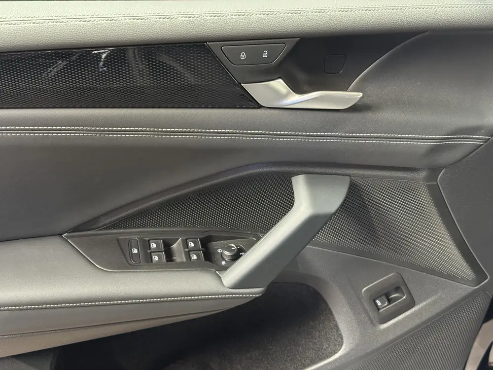 Volkswagen Tiguan 1.5 eTSI Life ,360Cam,Carpl,Trekhaak,Cruis uit 2025, foto 11