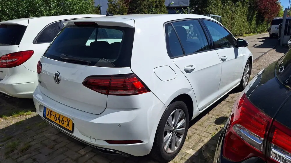 Volkswagen Golf 1.6 TDI Comfortline (motor defect) uit 2019, foto 4