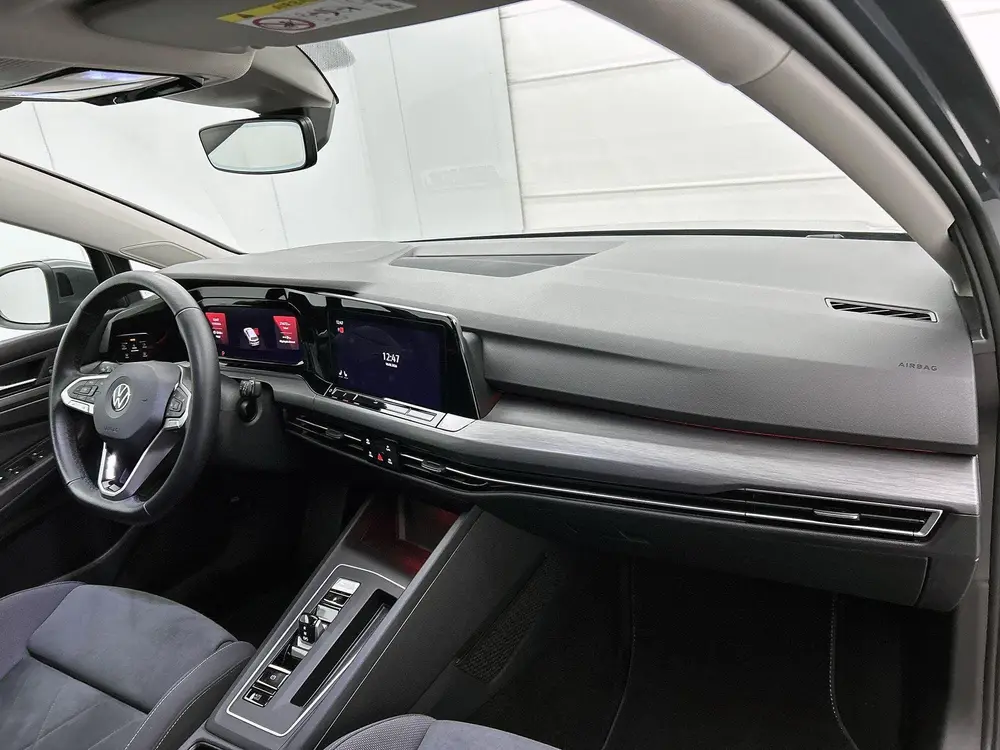 Volkswagen Golf 1.4 eHybrid Style | 204 PK | Soh 100% | Park uit 2021, foto 17